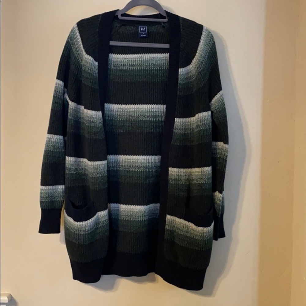 Gap sweater! GENTLY WORN!